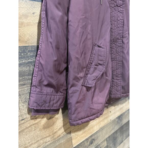 Old Navy Women’s Puffer Jacket with Fur Hood –Size Medium/Large-Purple - Picture 4 of 8